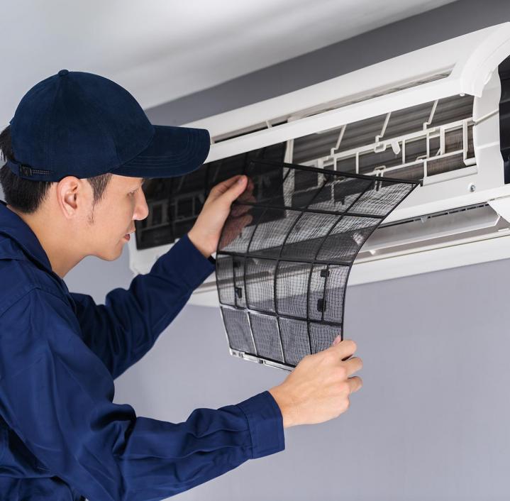 Nous intervenons pour l’installation et le dépannage de votre climatisation.